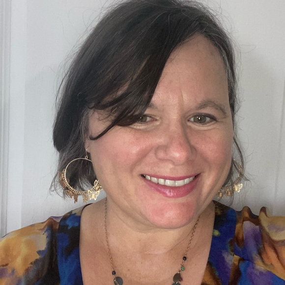 Meet the Posher Other - Meet your Posher, Sarah